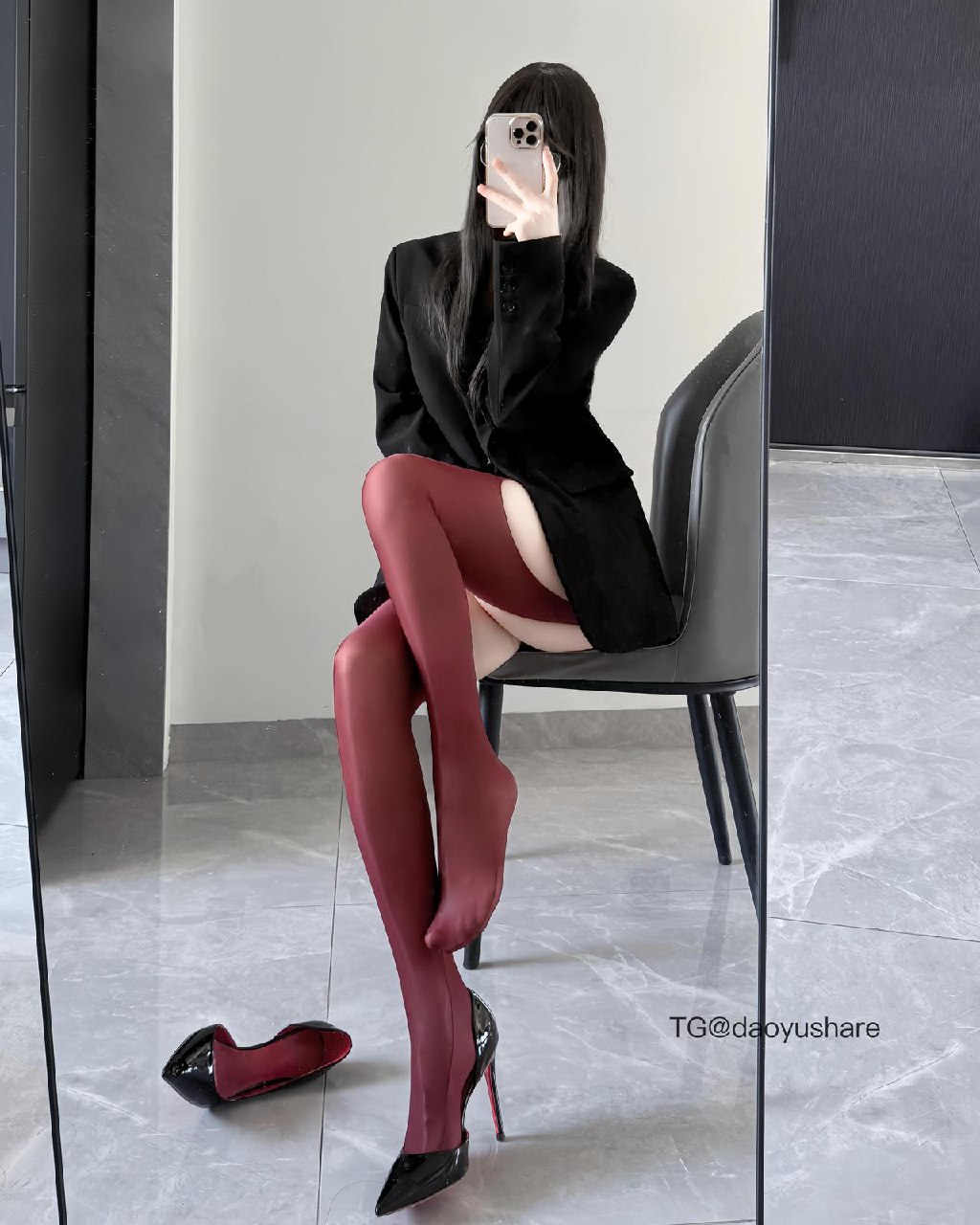 【在线看】抖音 李怼怼超凶 岛遇 NO.003期 【20P2V】-秘语空间