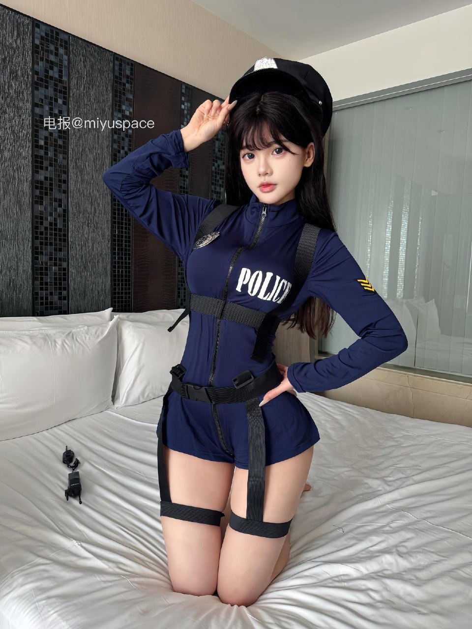 【在线看】抖音 六六狮 岛遇 NO.002期 【27P1V】-秘语空间